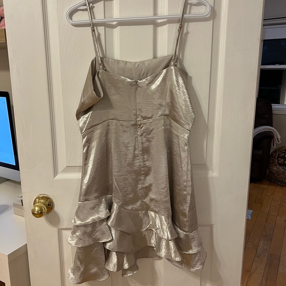 BB Dakota satin ruffle mini dress - Picture 4 of 5